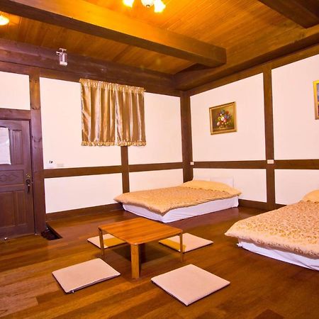 Maple Leave Holiday Villa Ренай Экстерьер фото
