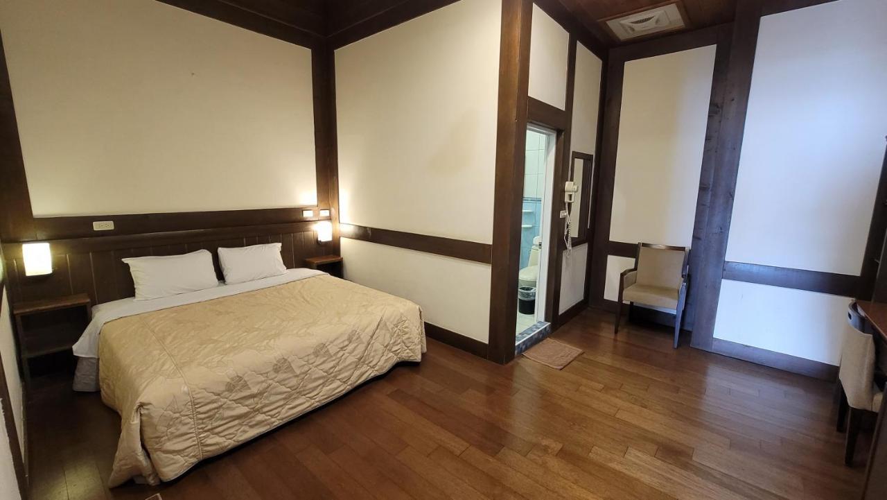Maple Leave Holiday Villa Ренай Экстерьер фото